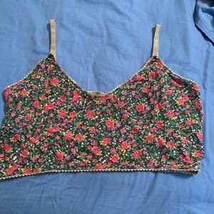 Rose patterned crop top